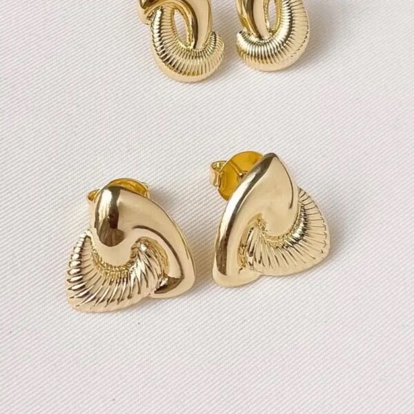 Triangle earrings